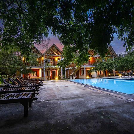 Elephas Resort & Spa Сигирия Экстерьер фото